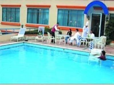 Semarak International Hotel Medan Exterior photo